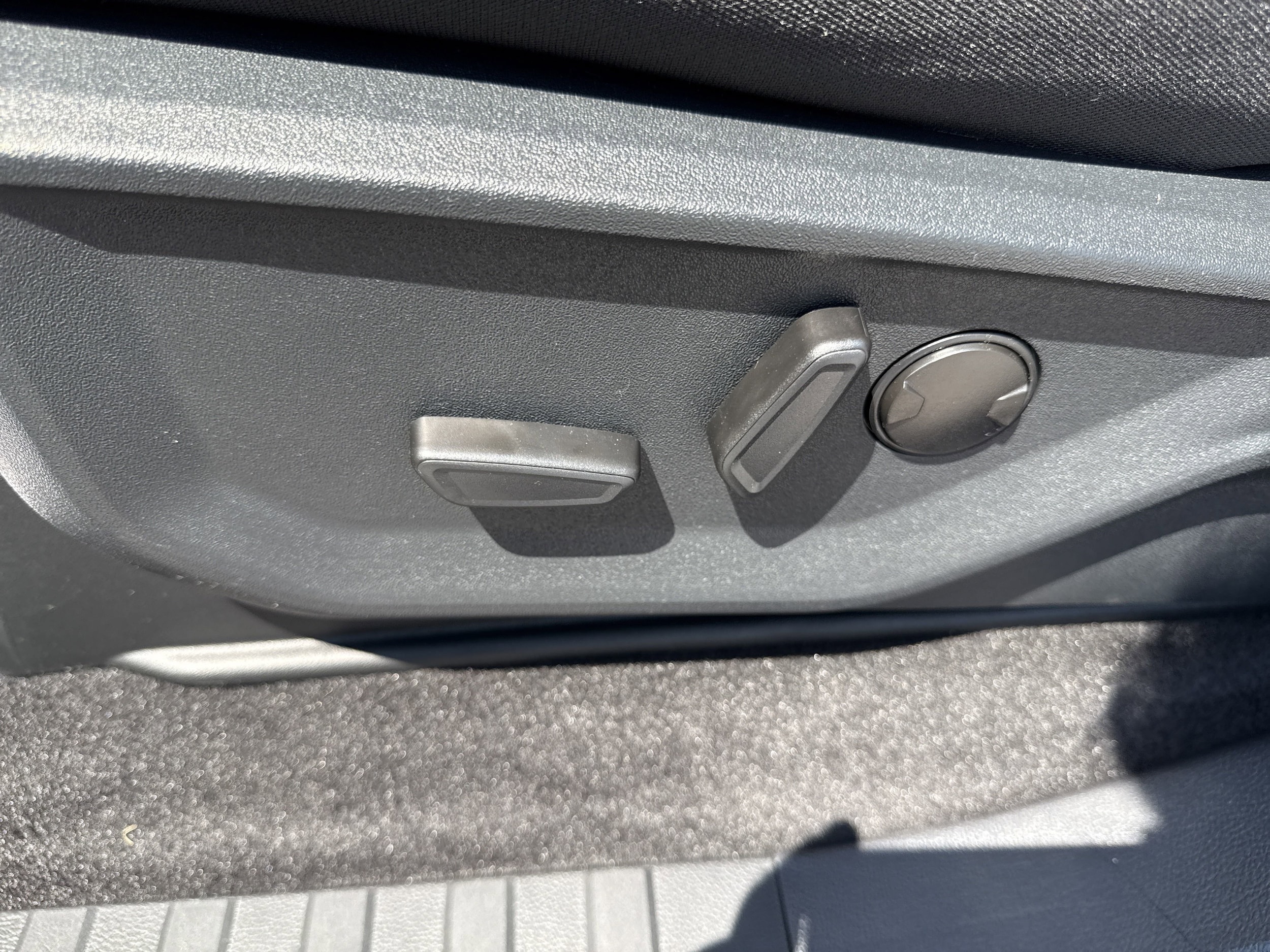 2025 Ford F-150 XLT - Photo 17