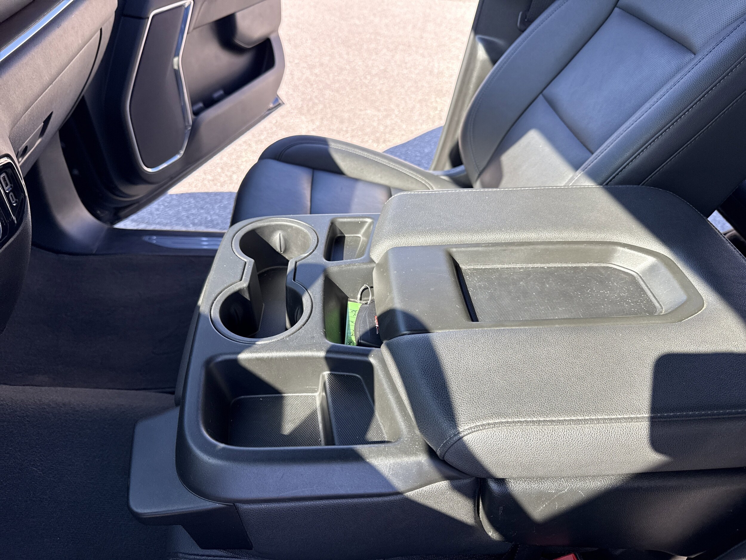 2025 GMC Sierra 1500 SLT - Photo 26