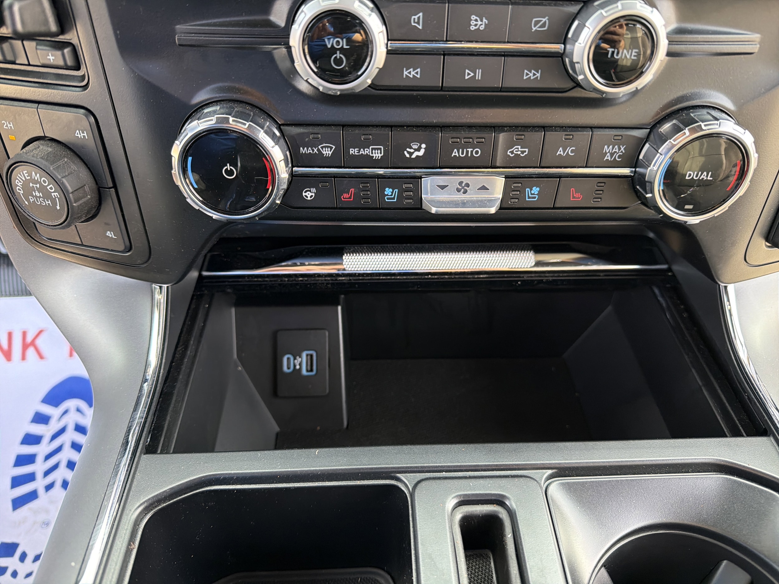 2024 Ford F-150 Lariat - Photo 28