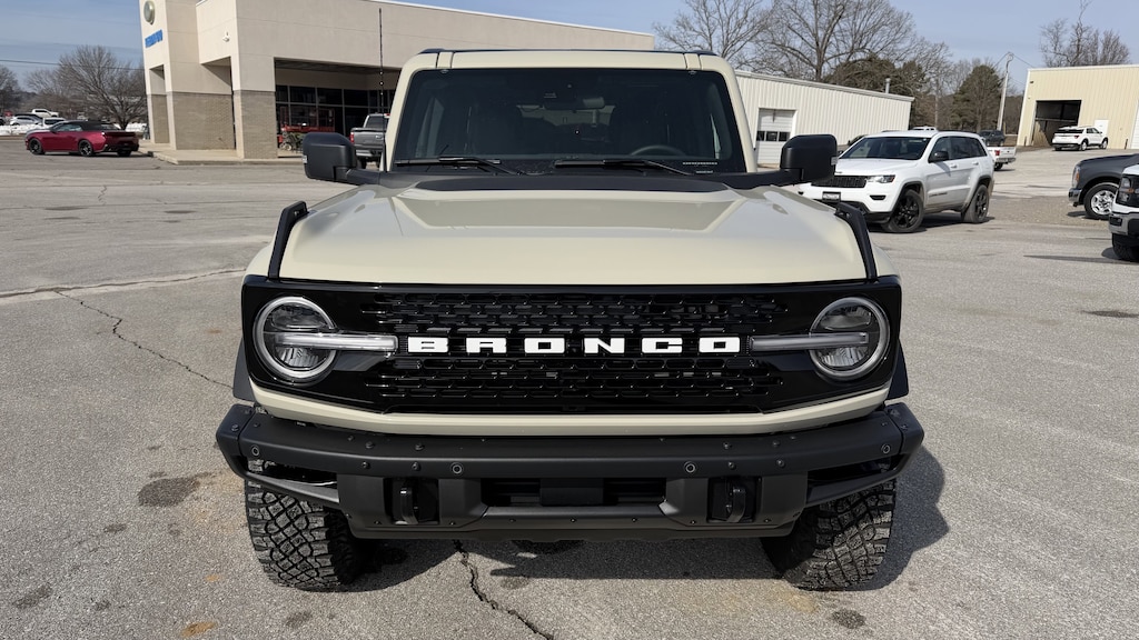 New 2025 Ford Bronco Badlands SUV