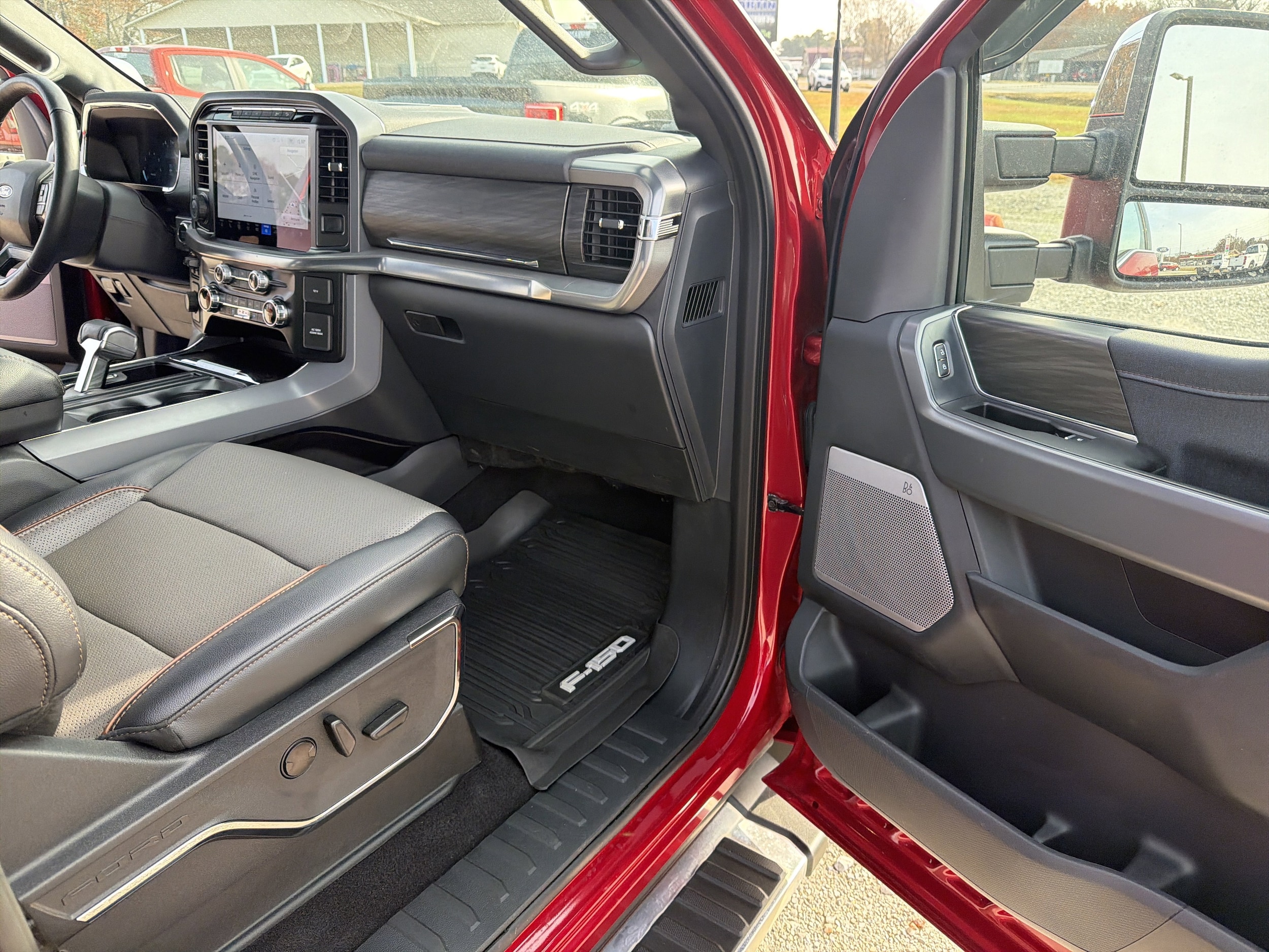 2024 Ford F-150 Lariat - Photo 30