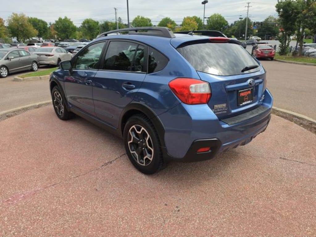 Used 2015 Subaru XV Crosstrek 2.0i Premium SUV