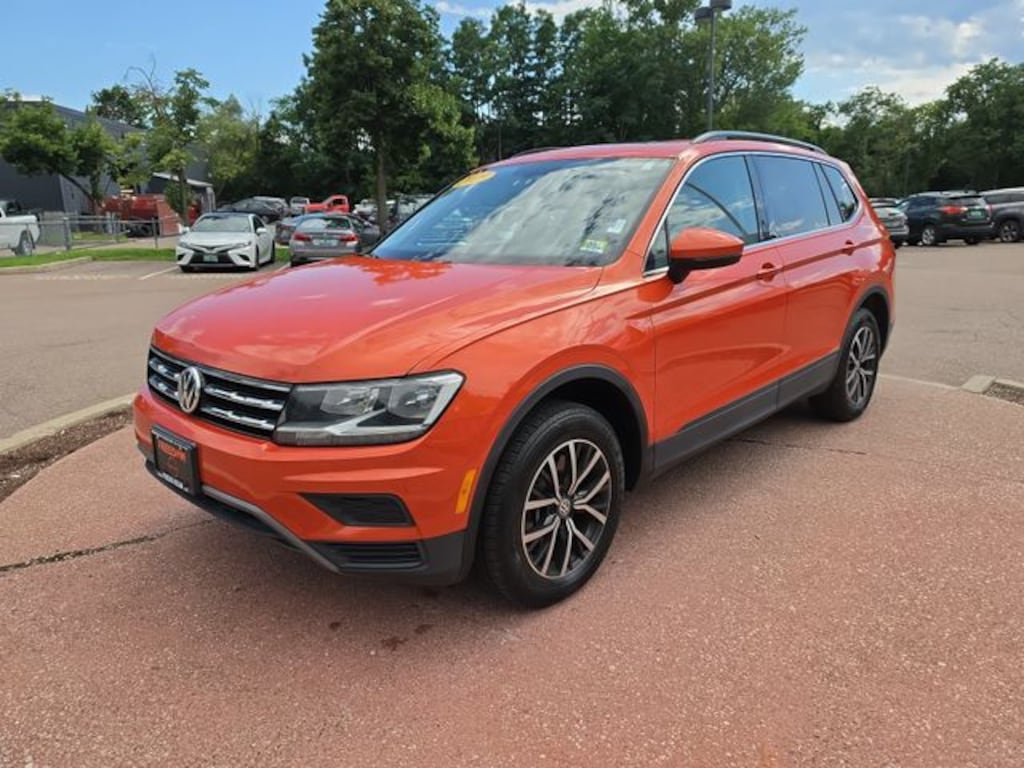Used 2019 Volkswagen Tiguan 2.0T SE SUV