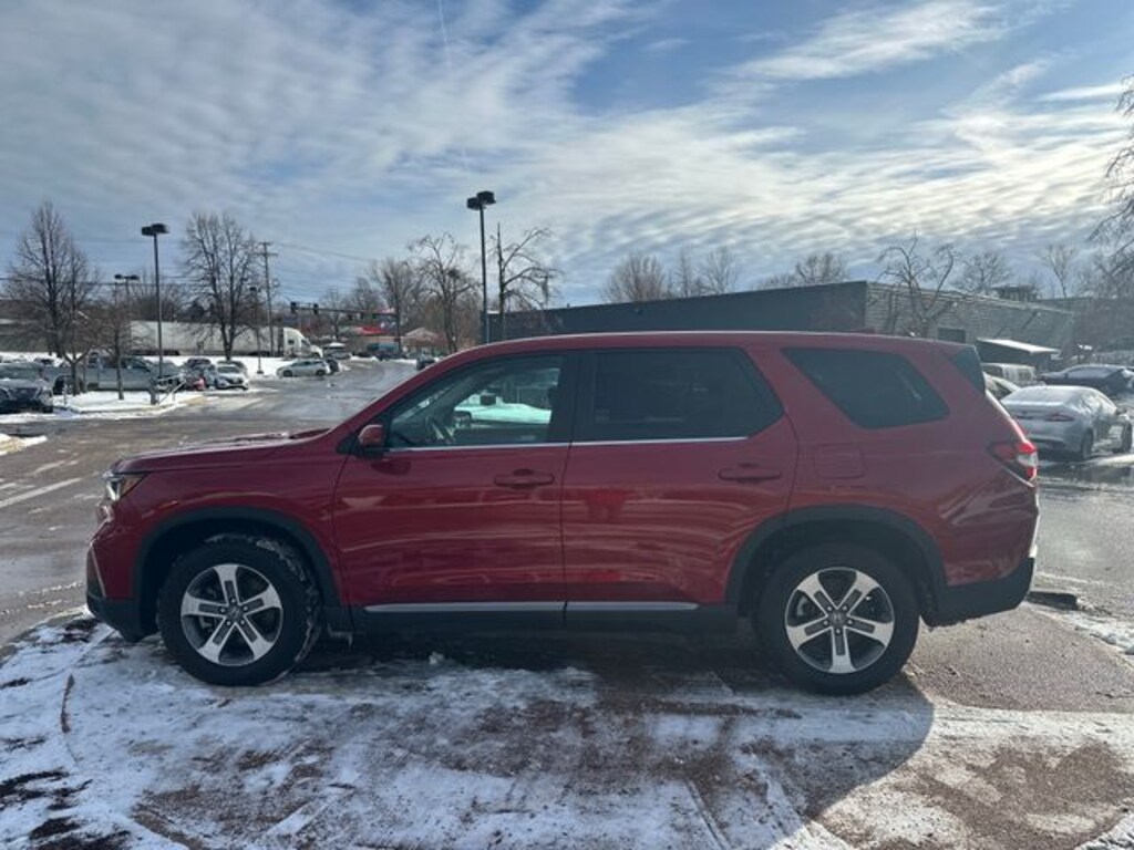 Used 2025 Honda Pilot EX-L+ SUV