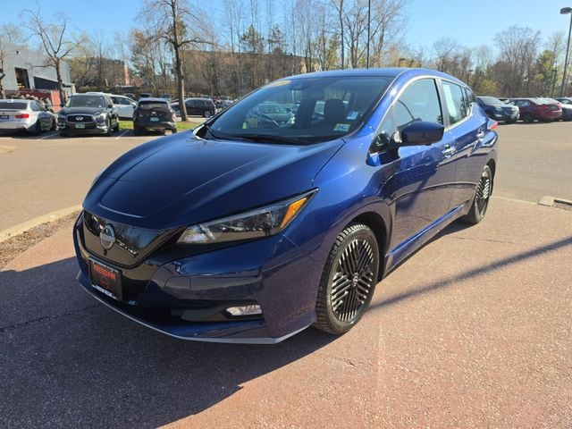 2025 Nissan Leaf SV PLUS's photo