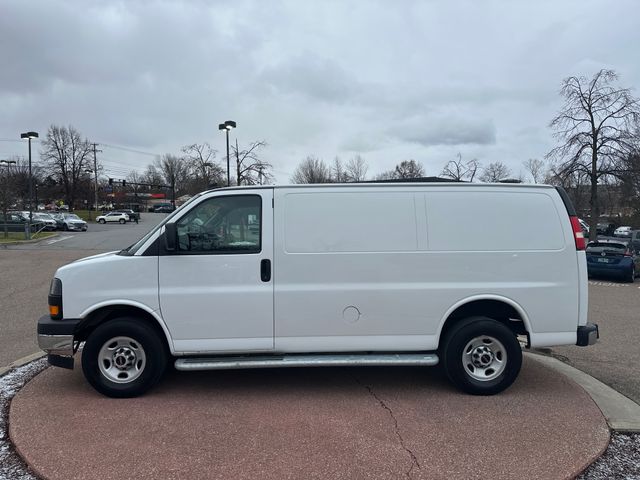 2024 Gmc Savana 2500 Cargo photo 2