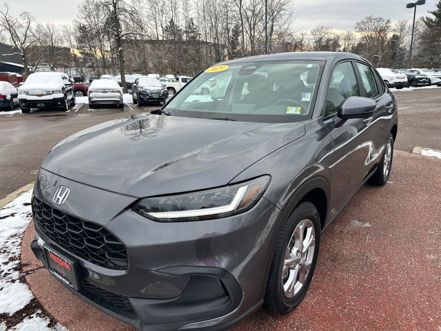 2025 Honda HR-V LX's photo
