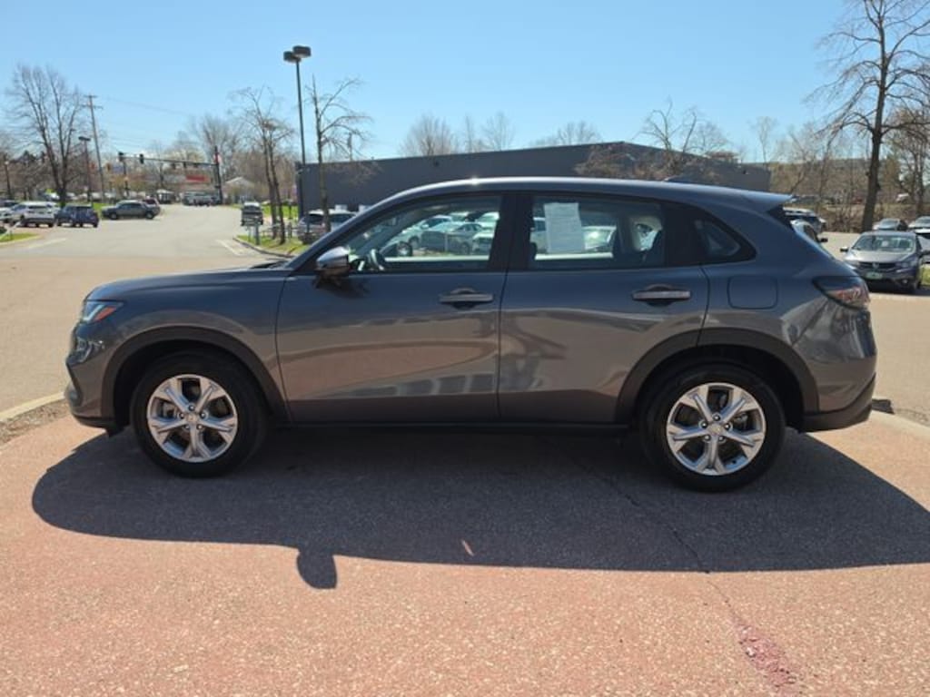 Used 2025 Honda HR-V LX SUV