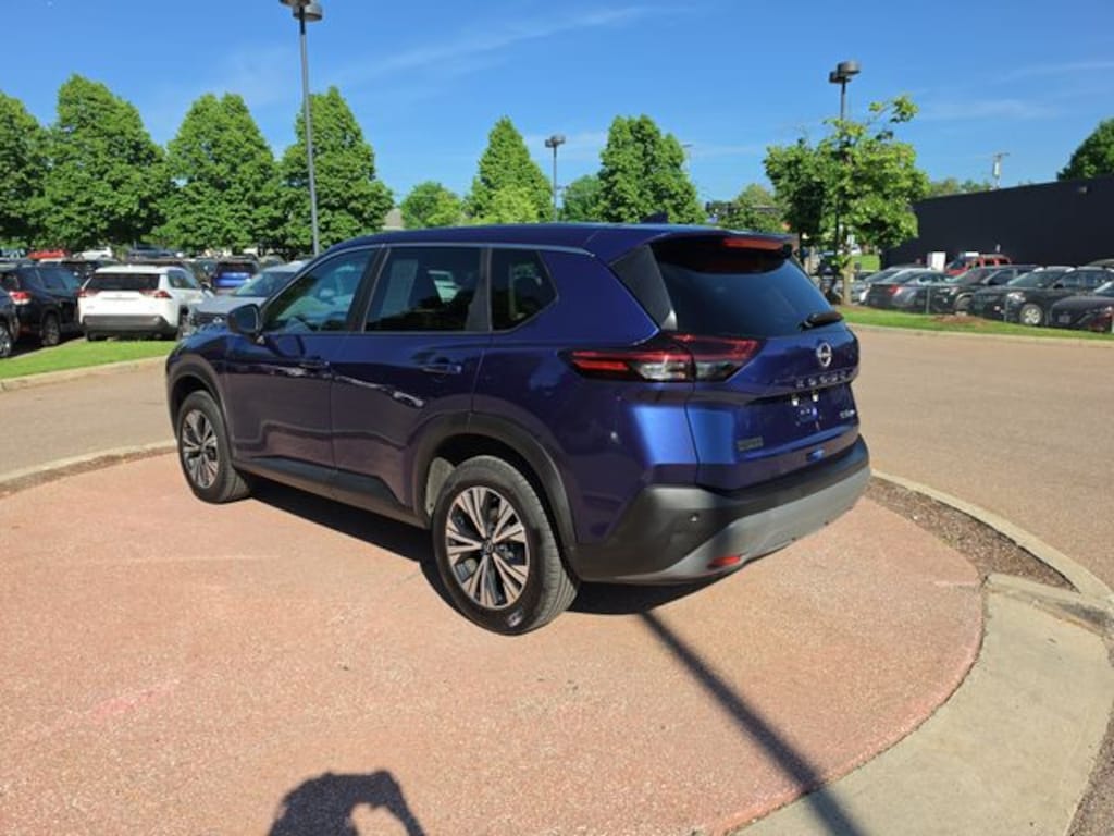 Used 2023 Nissan Rogue SV SUV
