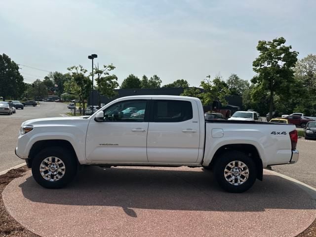 Used 2019 Toyota Tacoma SR5 with VIN 5TFCZ5AN8KX195317 for sale in Burlington, VT