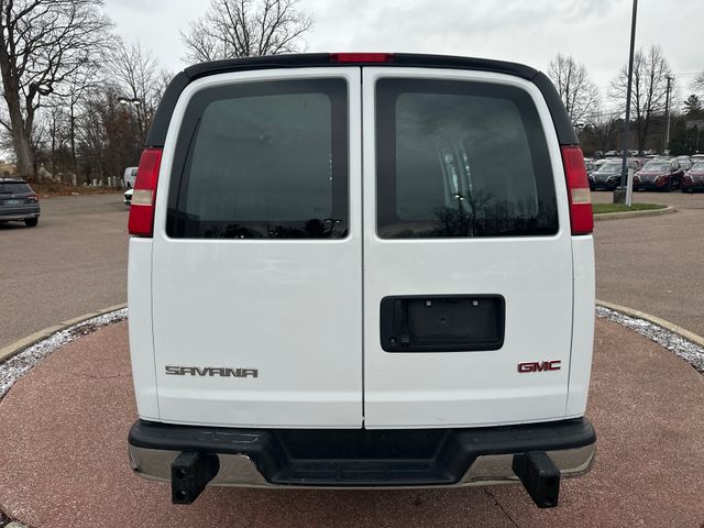 2024 Gmc Savana 2500 Cargo photo 4