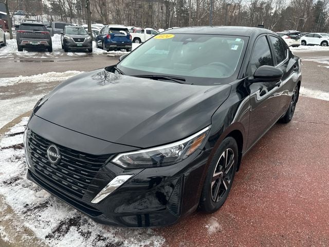 2024 Nissan Sentra SV's photo