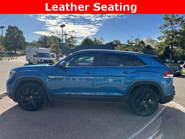 Used 2024 Volkswagen Atlas Cross Sport SE w/Tech with VIN 1V2HE2CA2RC219640 for sale in Burlington, VT