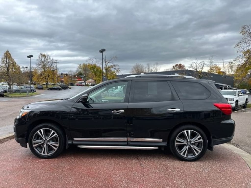 Used 2020 Nissan Pathfinder Platinum SUV