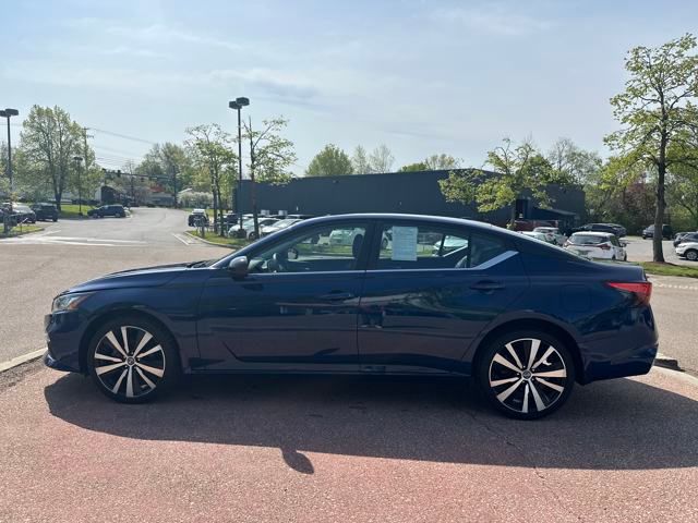 Used 2022 Nissan Altima SR with VIN 1N4BL4CW2NN356036 for sale in Burlington, VT
