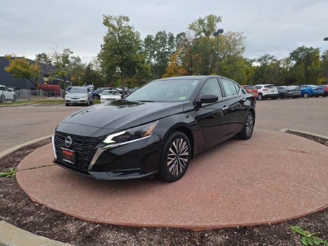 Used 2024 Nissan Altima 2.5 SV Sedan in South Burlington
