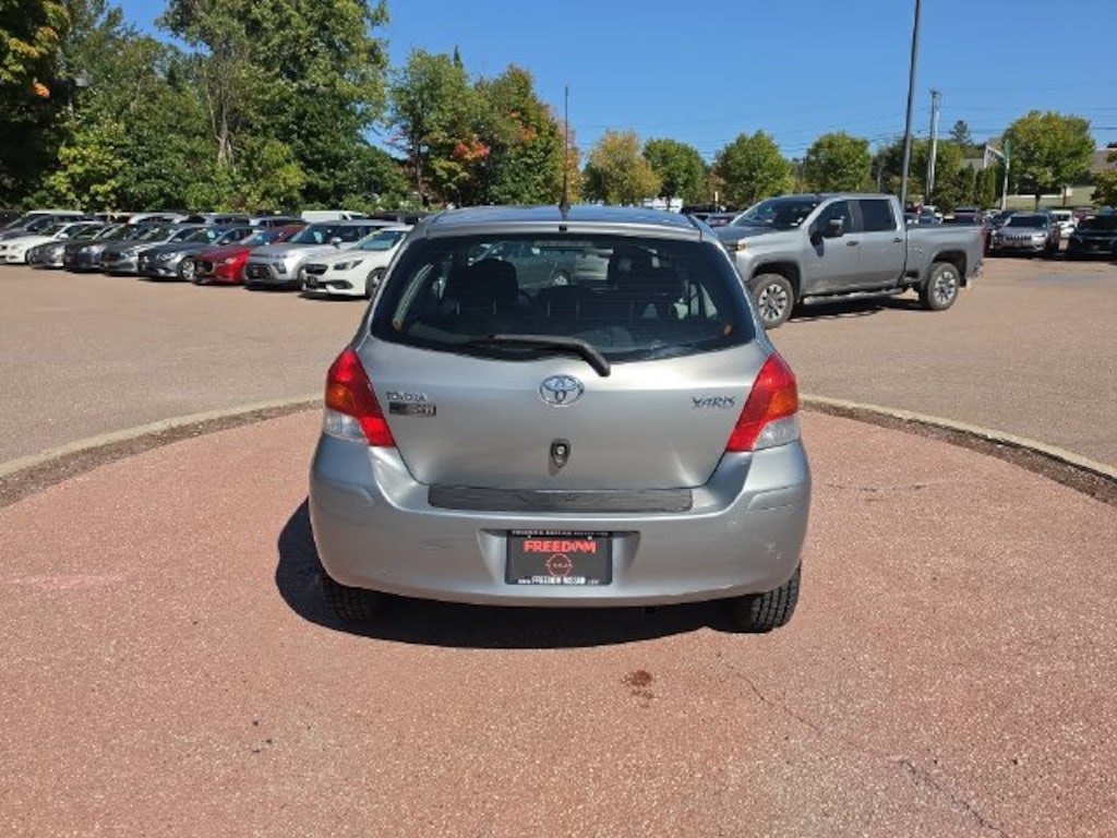 Used 2009 Toyota Yaris Base Hatchback