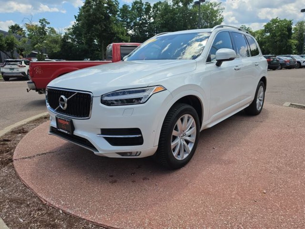 Used 2018 Volvo XC90 T6 Momentum SUV