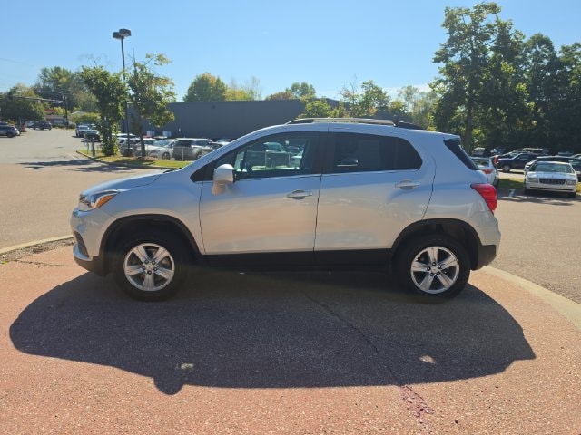 Used 2020 Chevrolet Trax LT with VIN KL7CJPSB3LB320565 for sale in South Burlington, VT