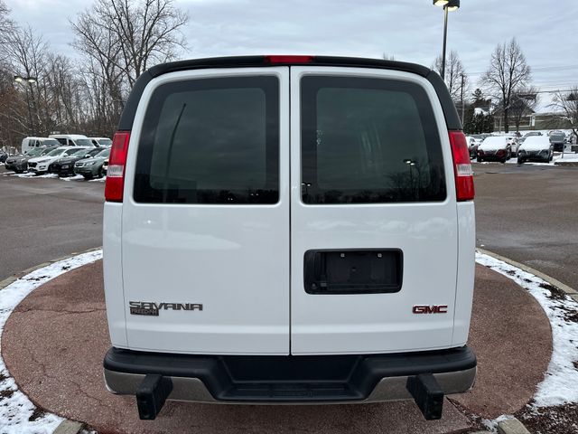 2024 Gmc Savana 2500 Cargo photo 4