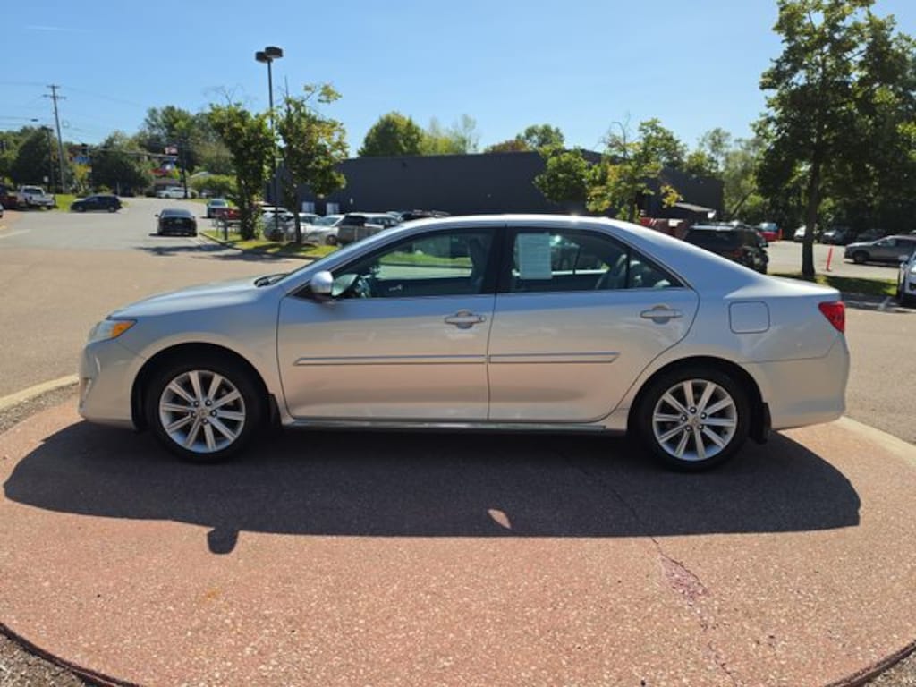 Used 2012 Toyota Camry XLE Sedan