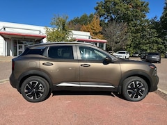New 2025 Nissan Kicks SV SUV in South Burlington