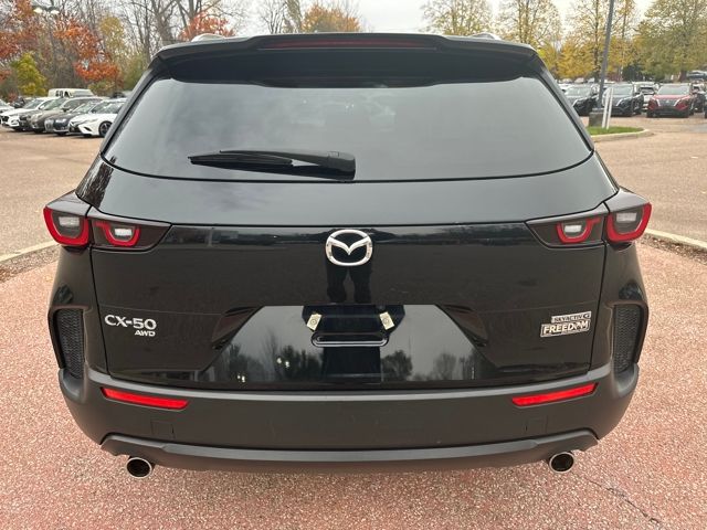 2025 Mazda CX-50 2.5 S Preferred photo 4