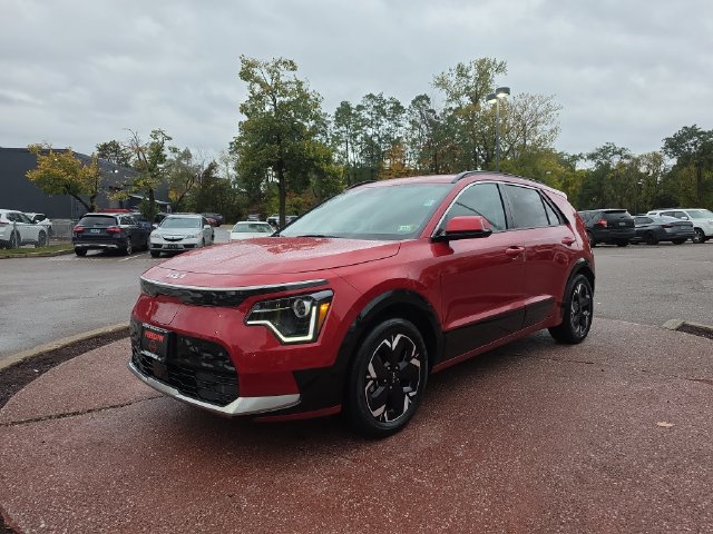 Used 2023 Kia Niro Wind with VIN KNDCR3L19P5047307 for sale in South Burlington, VT