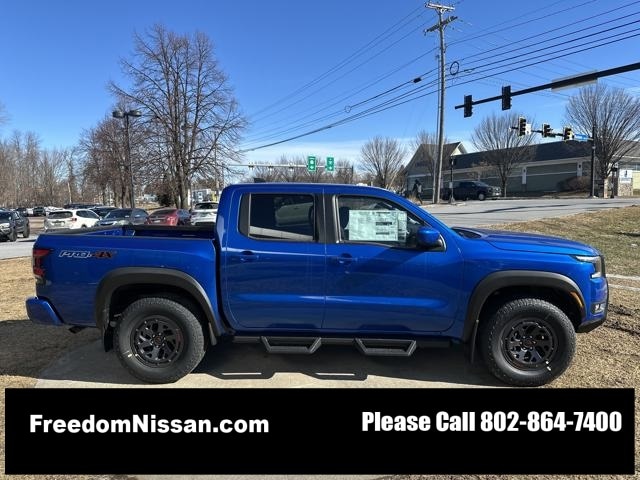 2025 Nissan Frontier Truck Crew Cab 