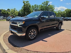 Used 2023 Chevrolet Silverado 1500 LT Truck Crew Cab 1GCPDKEK8PZ281916 For Sale in South Burlington, VT