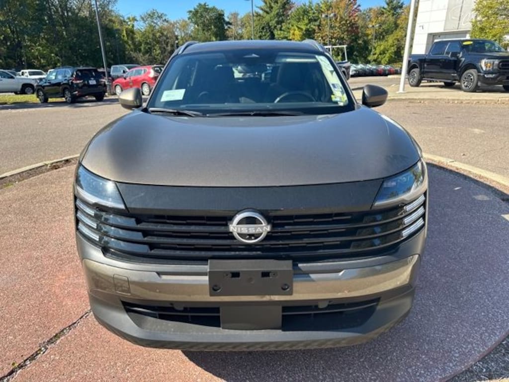 New 2025 Nissan Kicks SV SUV