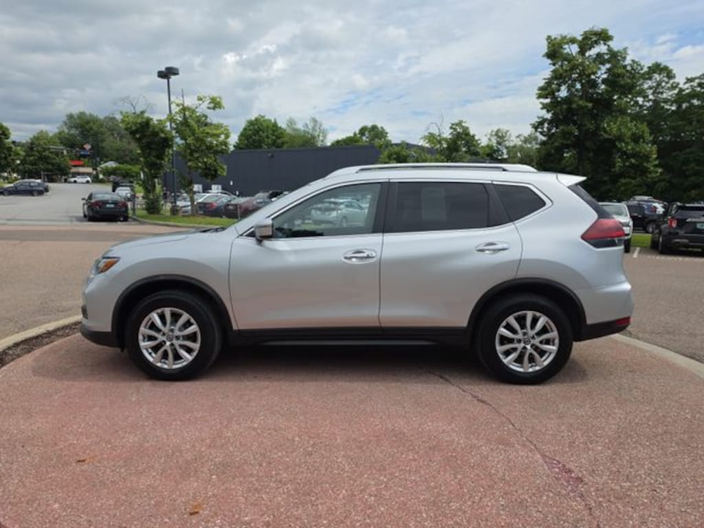 Used 2019 Nissan Rogue SV SUV
