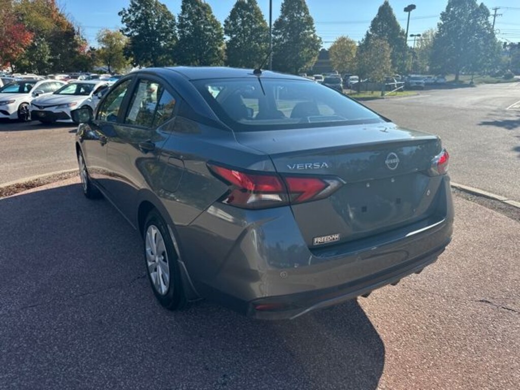 Used 2025 Nissan Versa 1.6 S Sedan