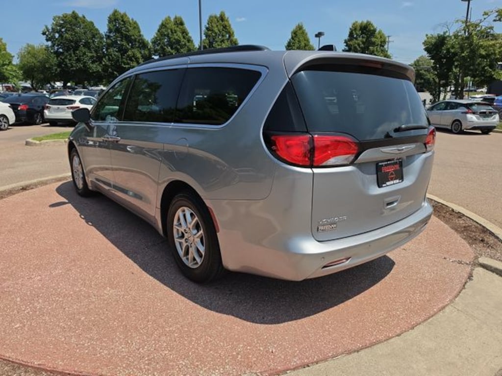 Used 2021 Chrysler Voyager LXI Van Passenger Van