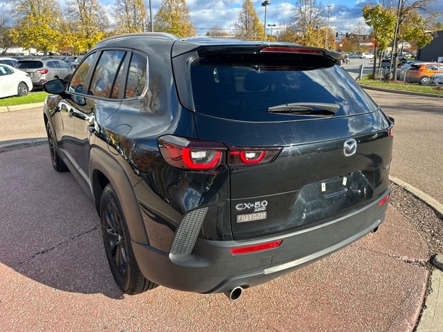 2025 Mazda CX-50 2.5 S Preferred photo 3