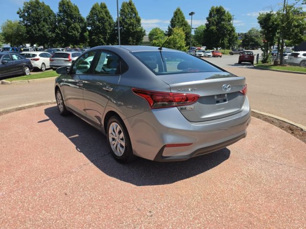Used 2022 Hyundai Accent SE Sedan