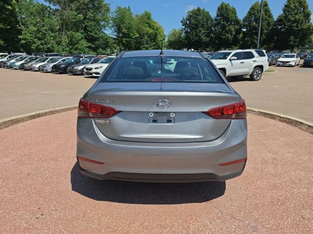 Used 2022 Hyundai Accent SE Sedan