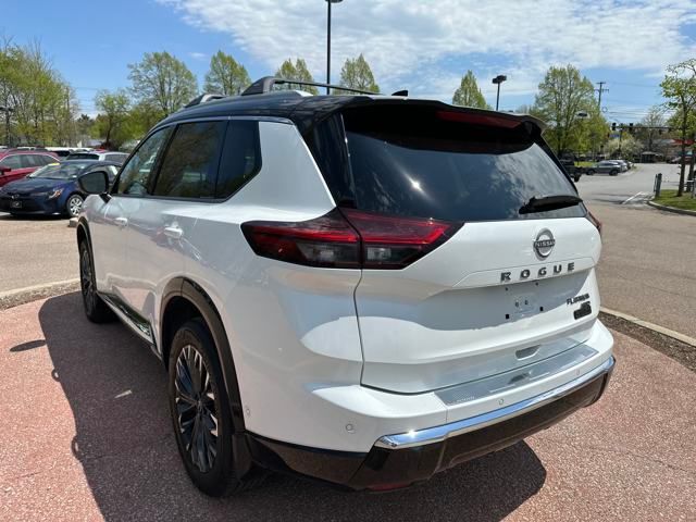 2025 Nissan Rogue Platinum photo 3