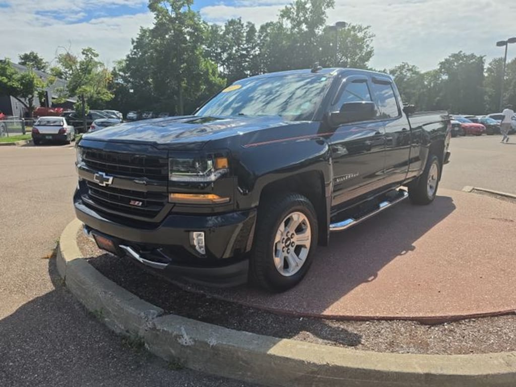 Used 2017 Chevrolet Silverado 1500 LT Truck Double Cab
