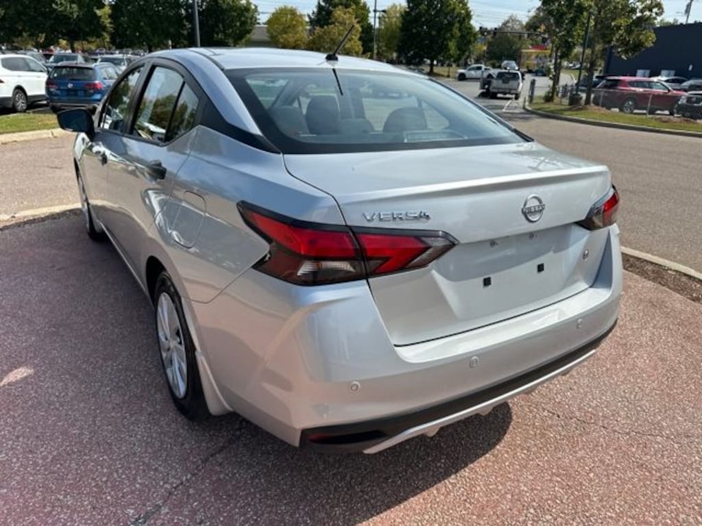 Used 2025 Nissan Versa 1.6 S Sedan