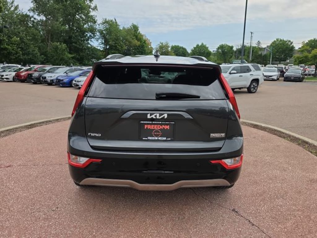 Used 2024 Kia Niro EV Wind SUV