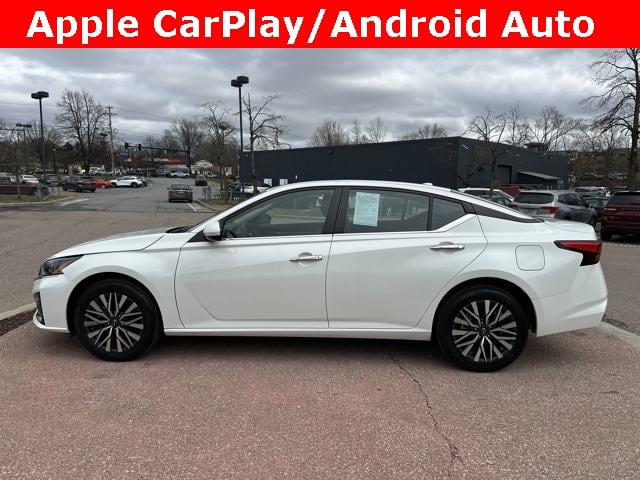 Used 2023 Nissan Altima SV with VIN 1N4BL4DW2PN374408 for sale in Burlington, VT