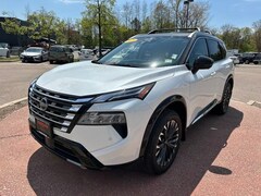 Used 2025 Nissan Rogue Platinum SUV JN8BT3DD6SW302038 For Sale in South Burlington, VT