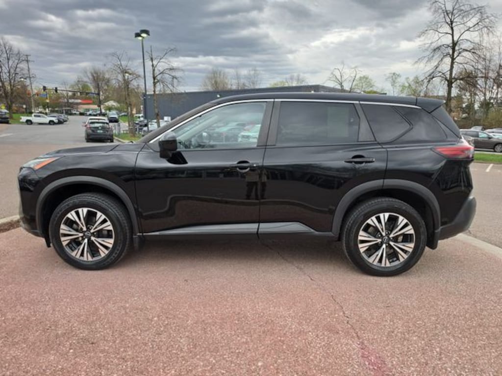Used 2023 Nissan Rogue SV SUV