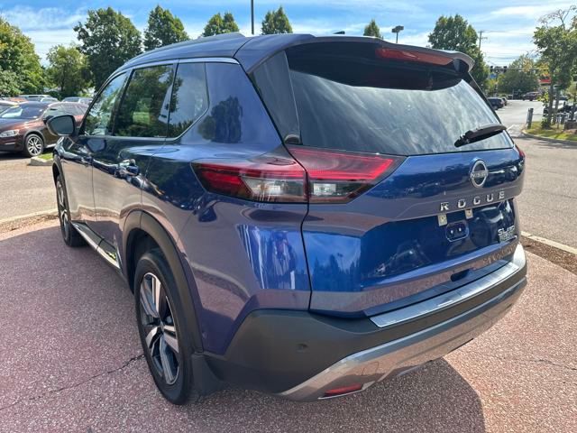 2023 Nissan Rogue SL photo 3