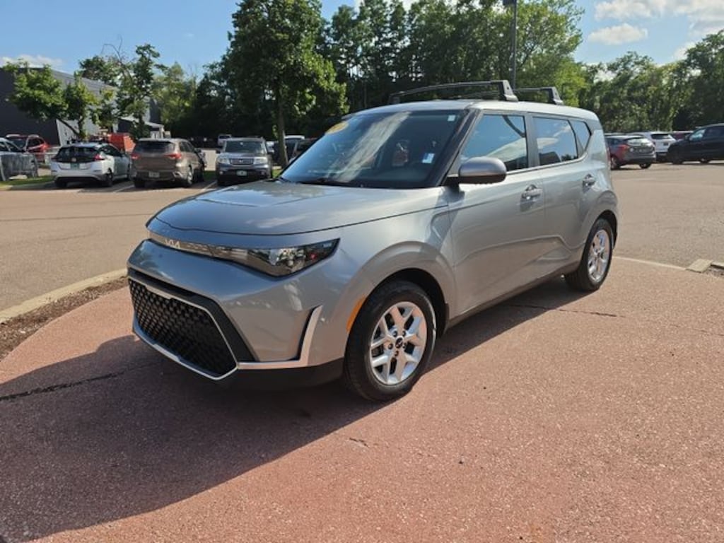 Used 2024 Kia Soul LX Hatchback