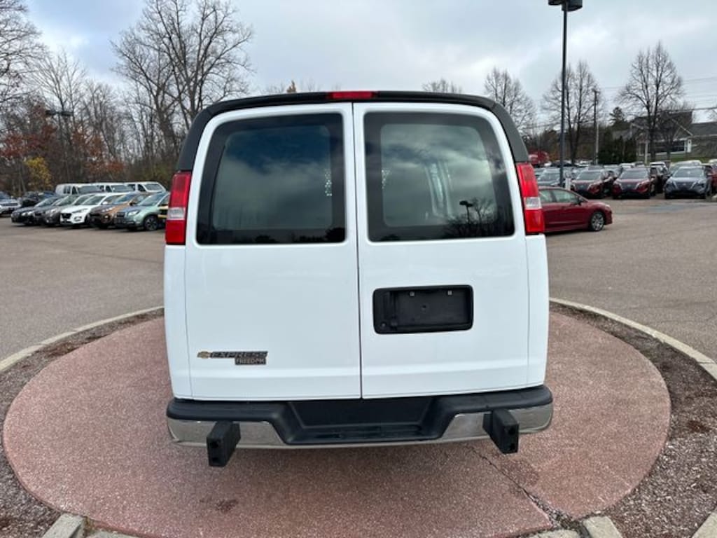 Used 2024 Chevrolet Express Cargo 2500 Work Van Van Cargo Van