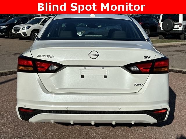 2023 Nissan Altima 2.5 SV photo 4