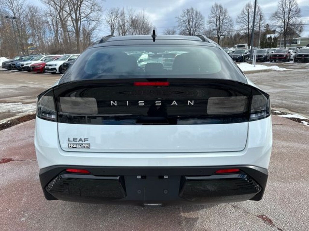 New 2026 Nissan LEAF PLATINUM+ SUV
