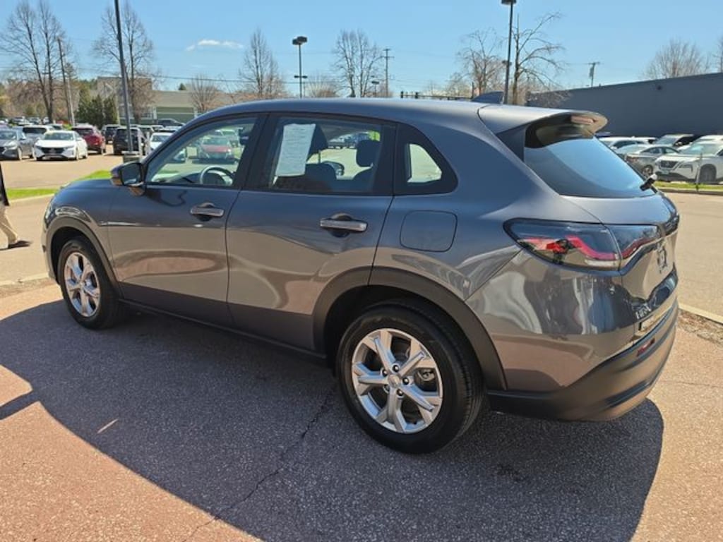 Used 2025 Honda HR-V LX SUV
